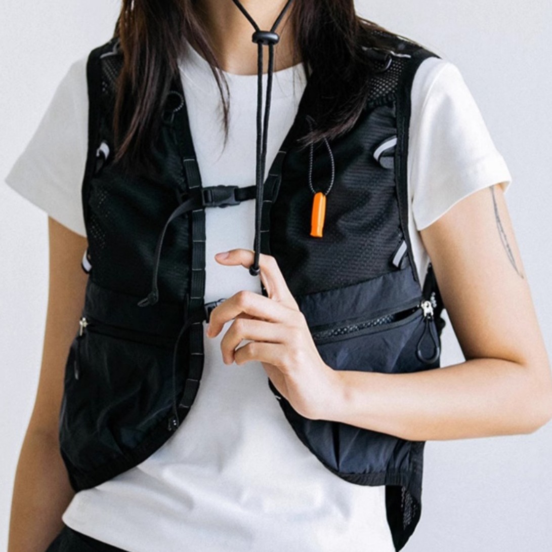Outdoor Adventure Vest - Универсальный уличный жилет унисекс с нашивками